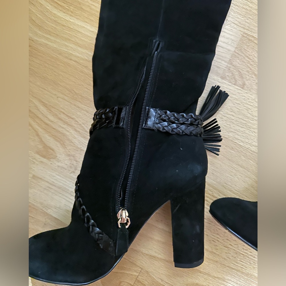 Louise et Cie Suede Boots - Picture 3 of 4